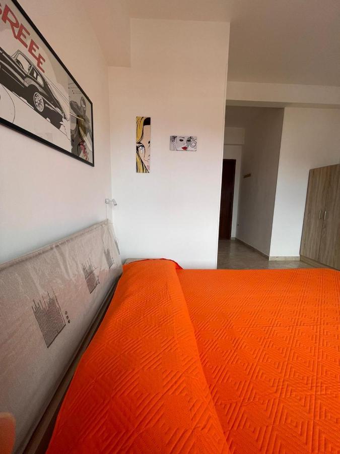 La Finestra Sul Mare B&B 크로토네 외부 사진